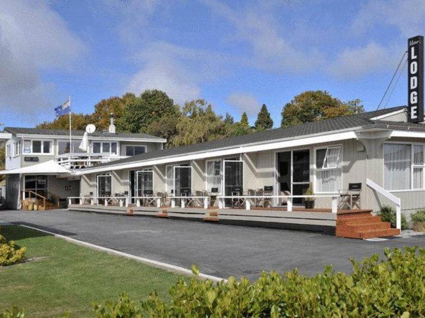 Two Mile Bay Hotel | 133 m² Motel ∙ 2 bedrooms ∙ 6 guests
