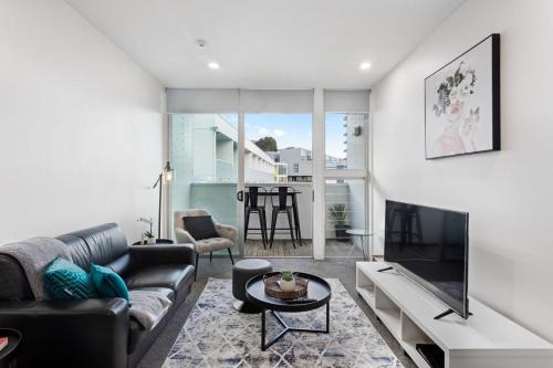 Auckland Central Business District Apartment | 14 Fisher Point Drive