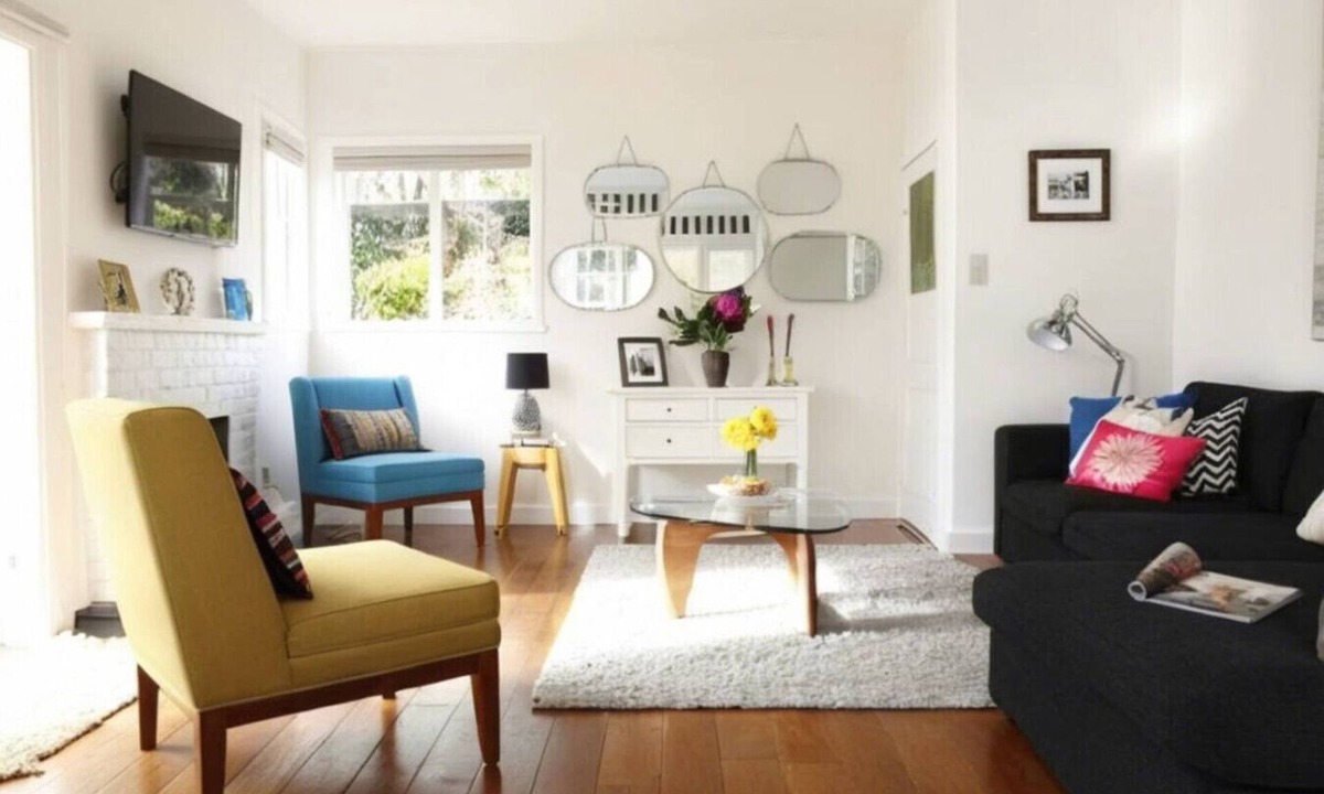 Torbay Apartment | 150m to the beach! Full of character, sunny setting with lovely deck and garden