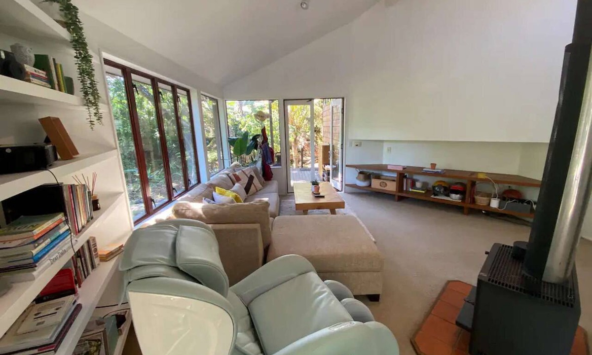 Takapuna House | 2BR Oasis on the North Shore