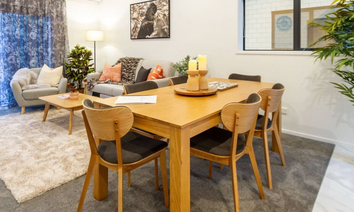 Christchurch City Centre Villa | 3 Bedroom 2 Bathroom Hagley Parkside Perch