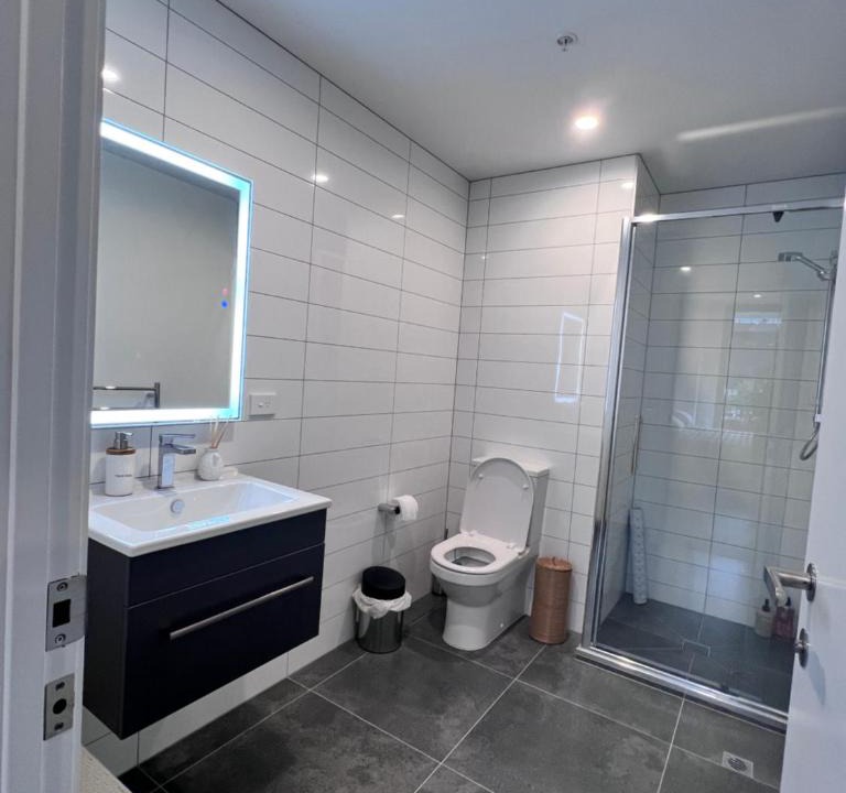 Epsom Apartment | 3 bedroom apartment in Newmarket