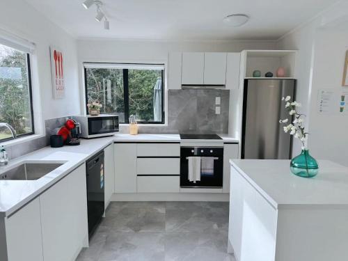 Lynmore House | A HOME with spa pool & Ride to Redwood forest