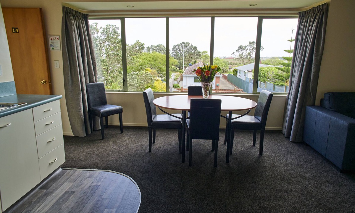 Greymouth Hotel | Aachen Place Motel