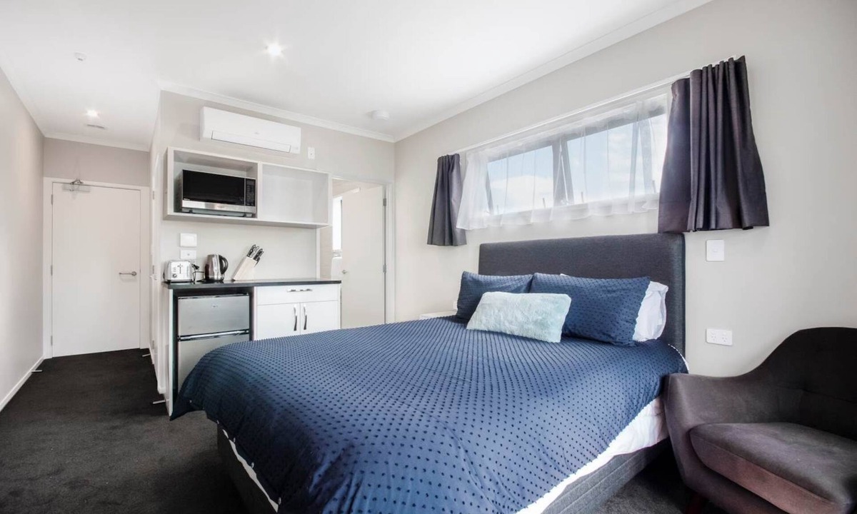 Papatoetoe Hotel | ACL Studio Units