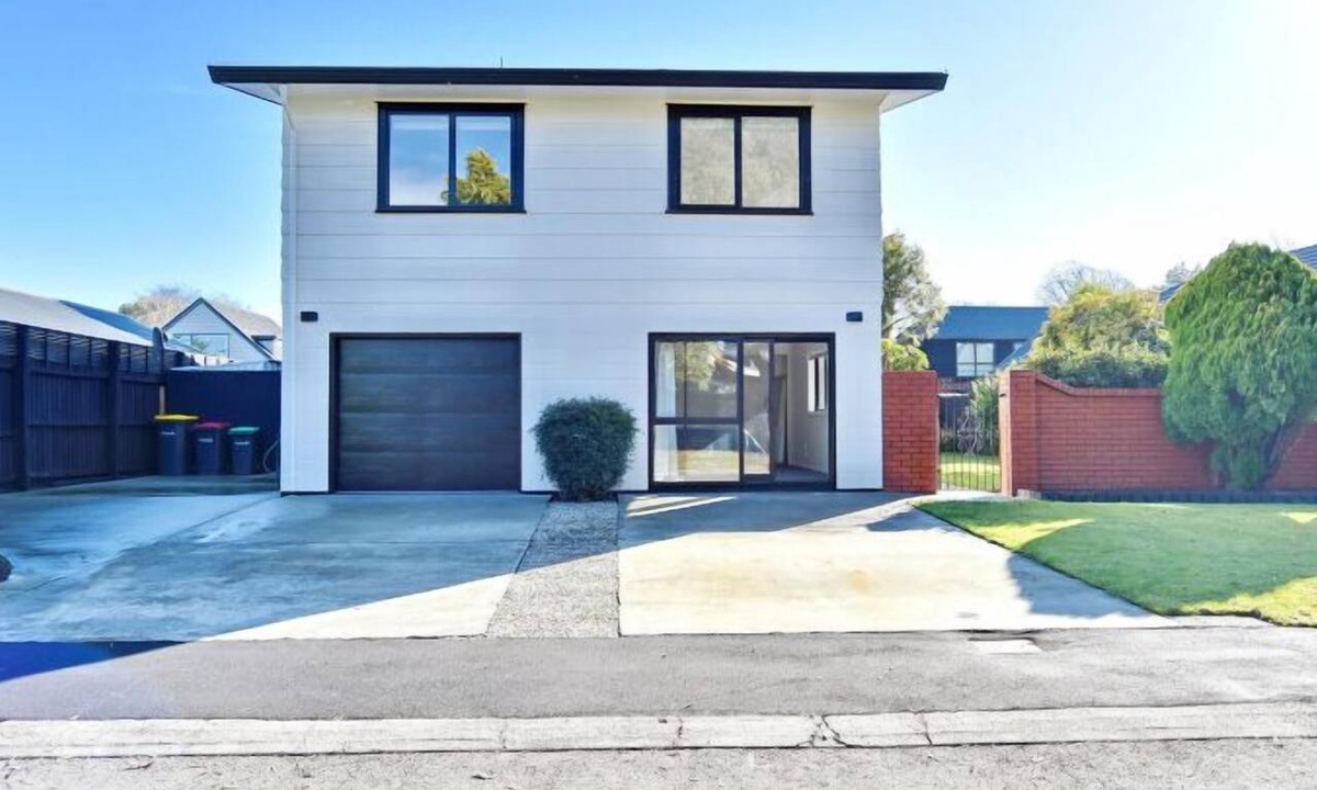 Burnside House | Airport Family Stay, Burnside - Lavandula 3