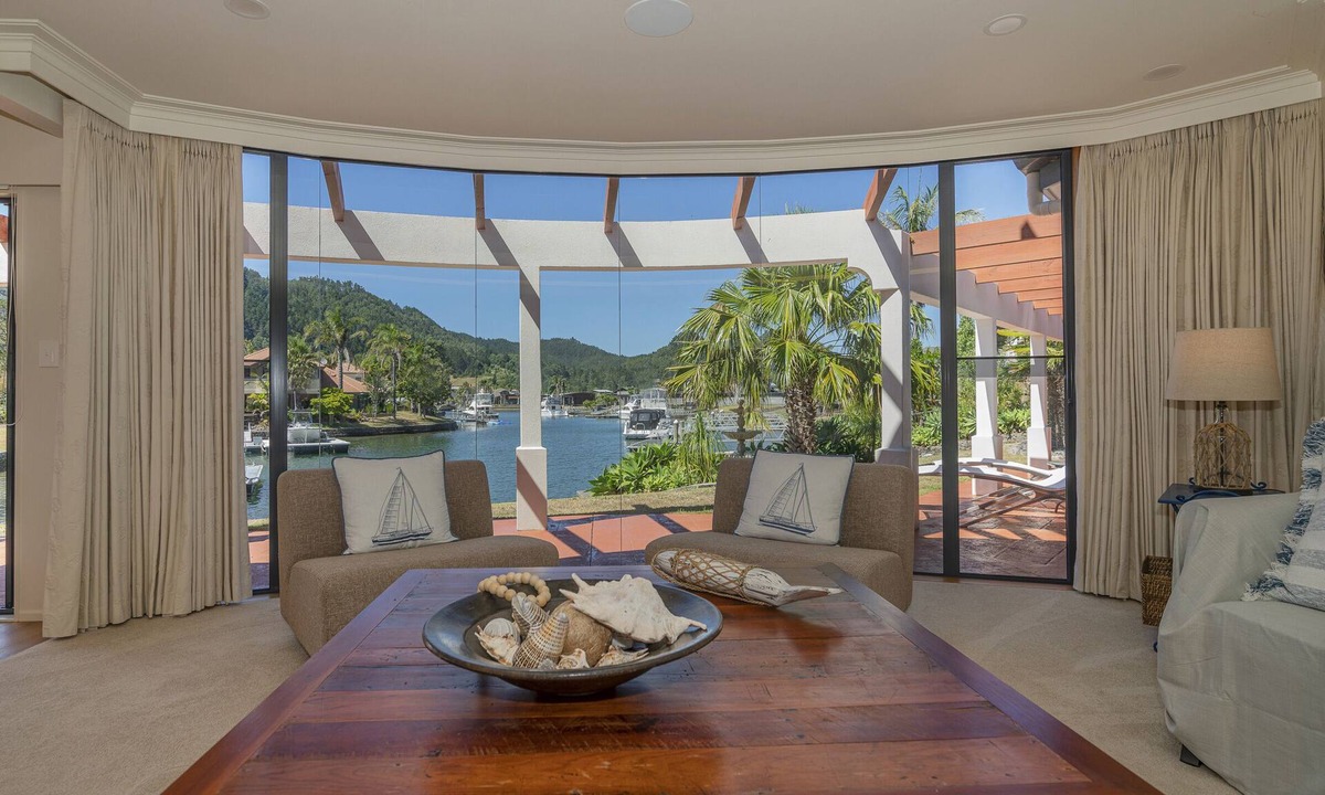 Pauanui House | Amalfi - Pauanui Holiday Home