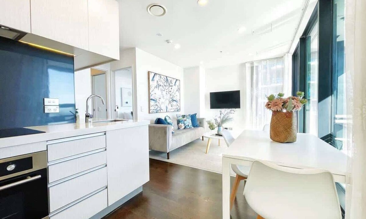 Auckland Central Business District Apartment | Amazing Harbour & Sea View 2Bd & 2Bth with Aircon Near Skytower & Britomart