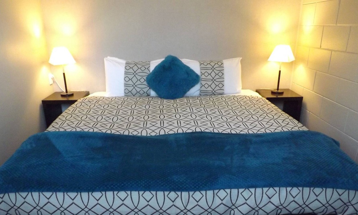 Stratford Hotel | Amble In Motel