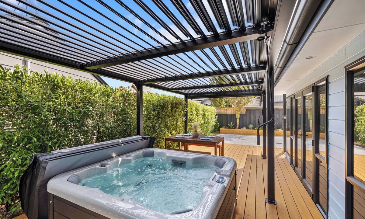 Papamoa Beach House | Aqua Vista Seaside Retreat
