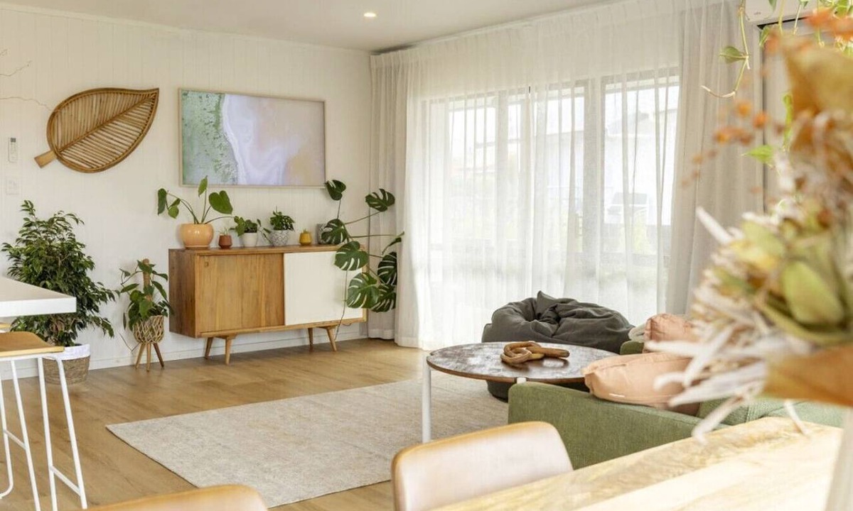 Taupo House | Arama Retreat - Private Hot Spa 2 mins from town