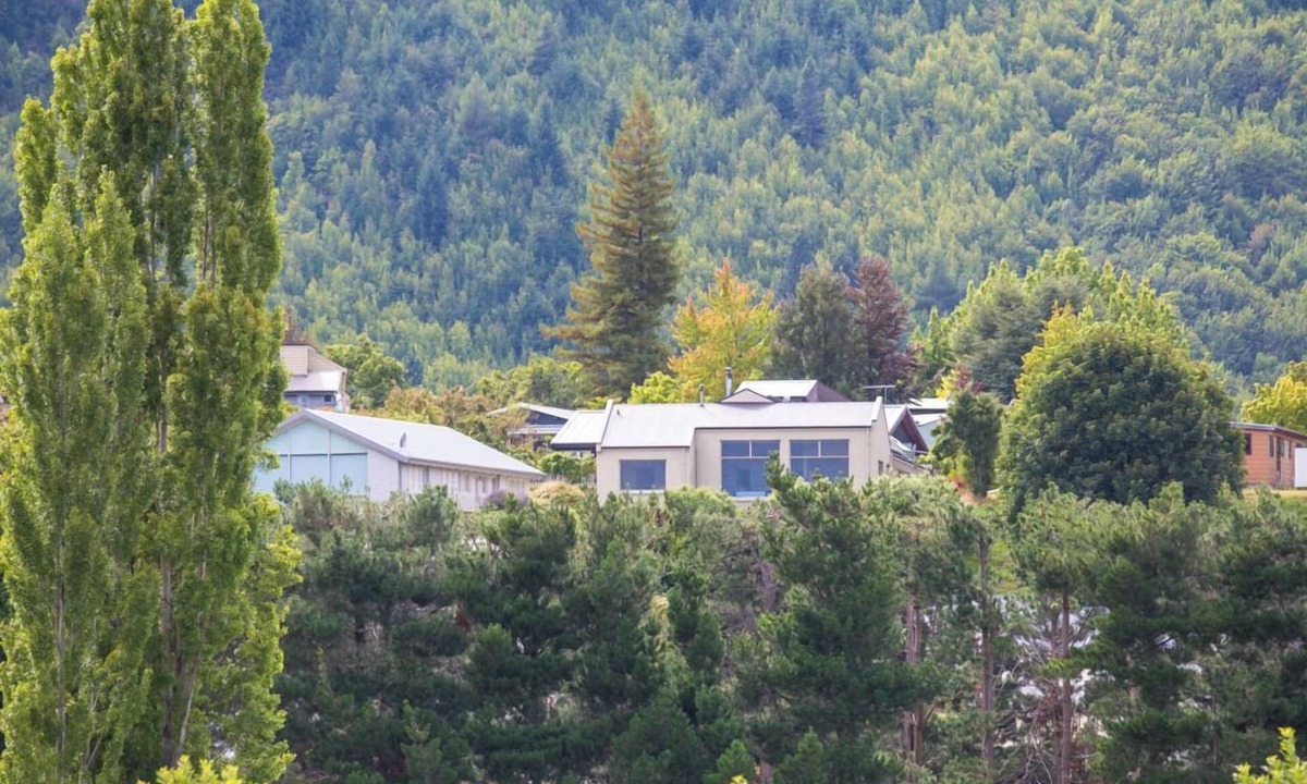 Arrowtown House | Arrowtown Dress Circle