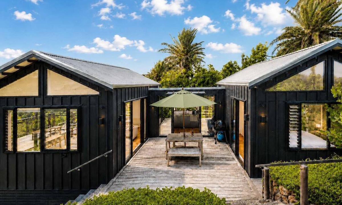 Onetangi House | Art Lovers Retreat - Pavillion Cottage, Onetangi