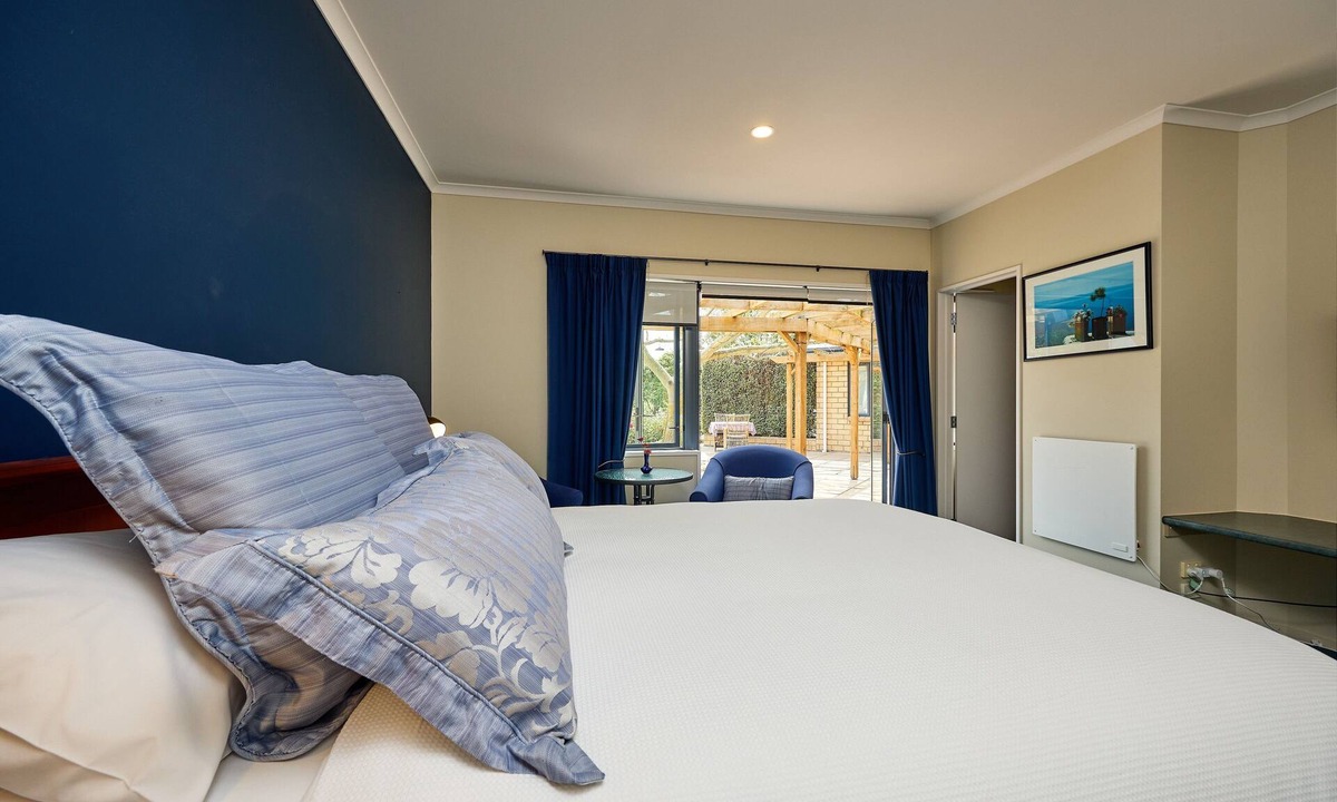 Hapuku Bed & Breakfast | Awatea Country B&B