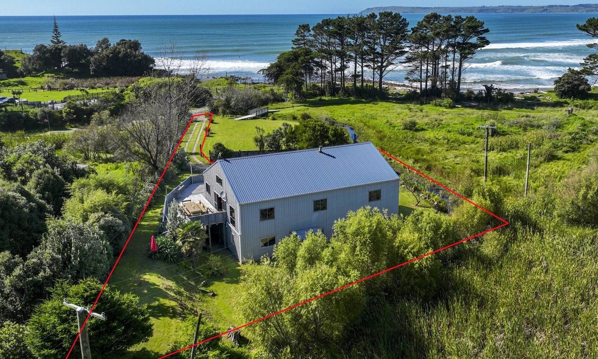 Mahia House | Beach House