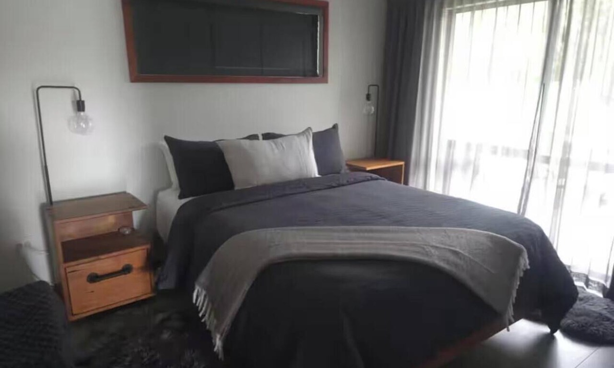 Waihi Beach Cottage | Beach Road Bach, handcrafted furnishings, 5 minute walk to the beach