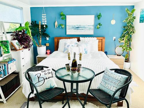 Tirohanga Bed & Breakfast | Bed And Breakfast at Tirohanga Beach