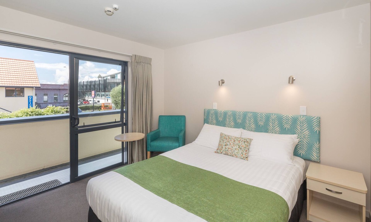 New Plymouth CBD Hotel | Bella Vista Motel New Plymouth