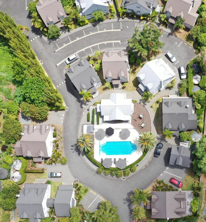 Russell House | Bellbird Cottage 2 or 3 Bedroom - Russell Cottages Collection