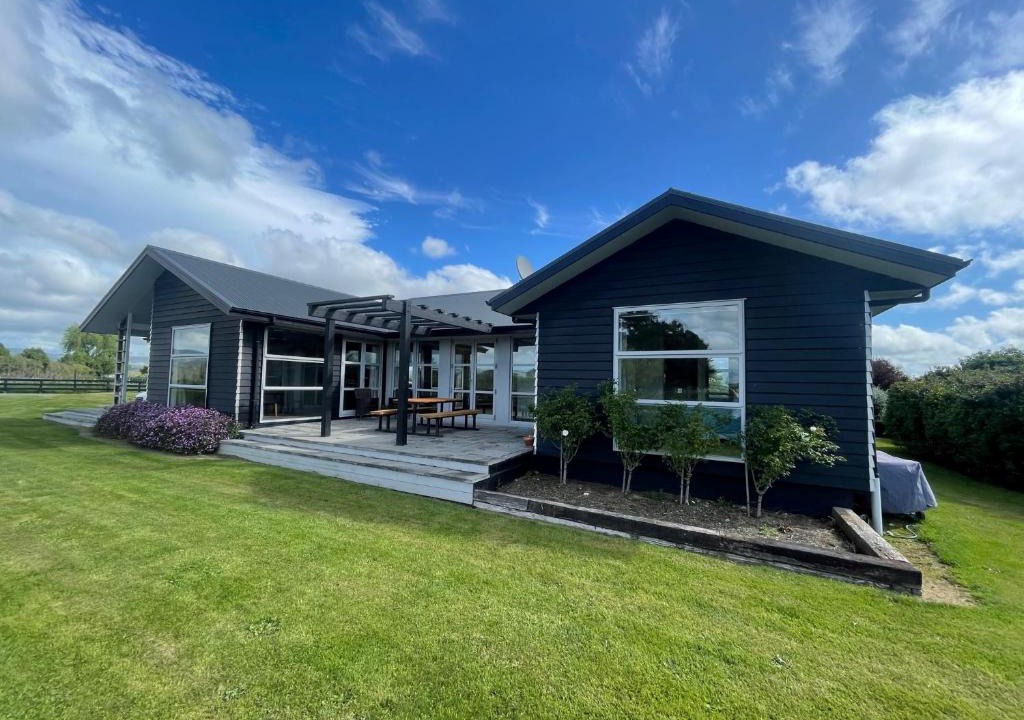 Kiwitea House | Benrose Park
