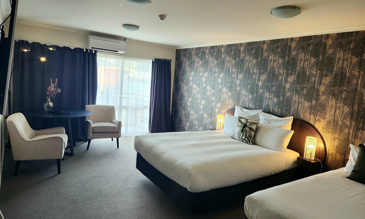 Palmerston North Hotel | BKs Premier Motel Palmerston North