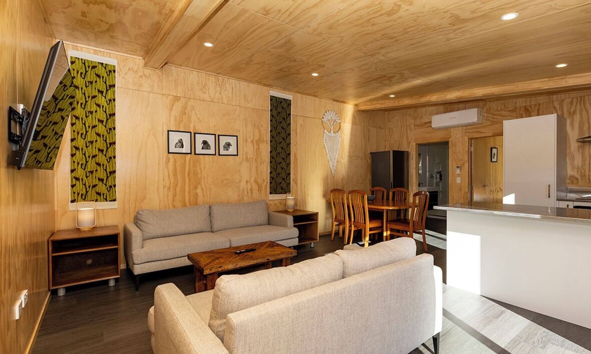 Blackball House | Blackball Connection