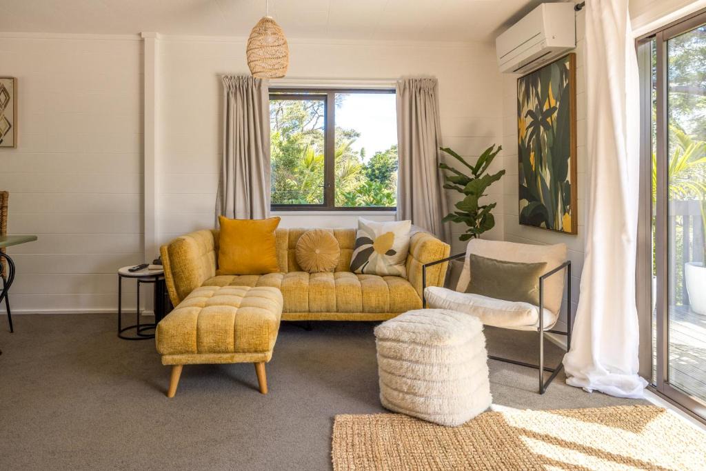 Ostend House | Blissful on Bay by Waiheke Pure