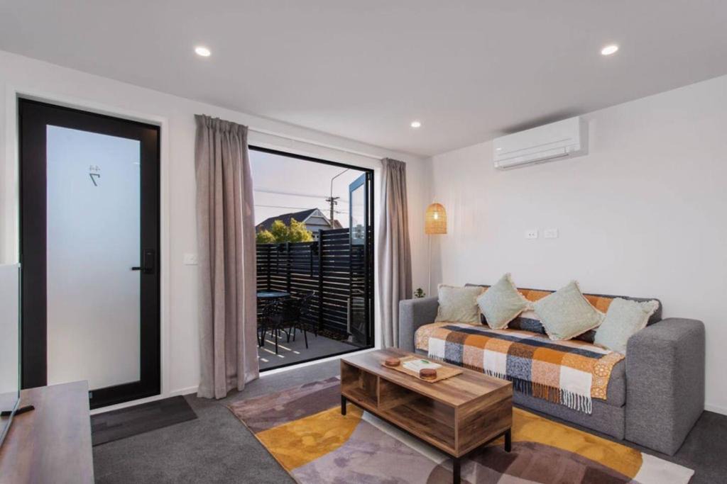 Sydenham Apartment | Brand New What a Steal Plus Free off Street Park