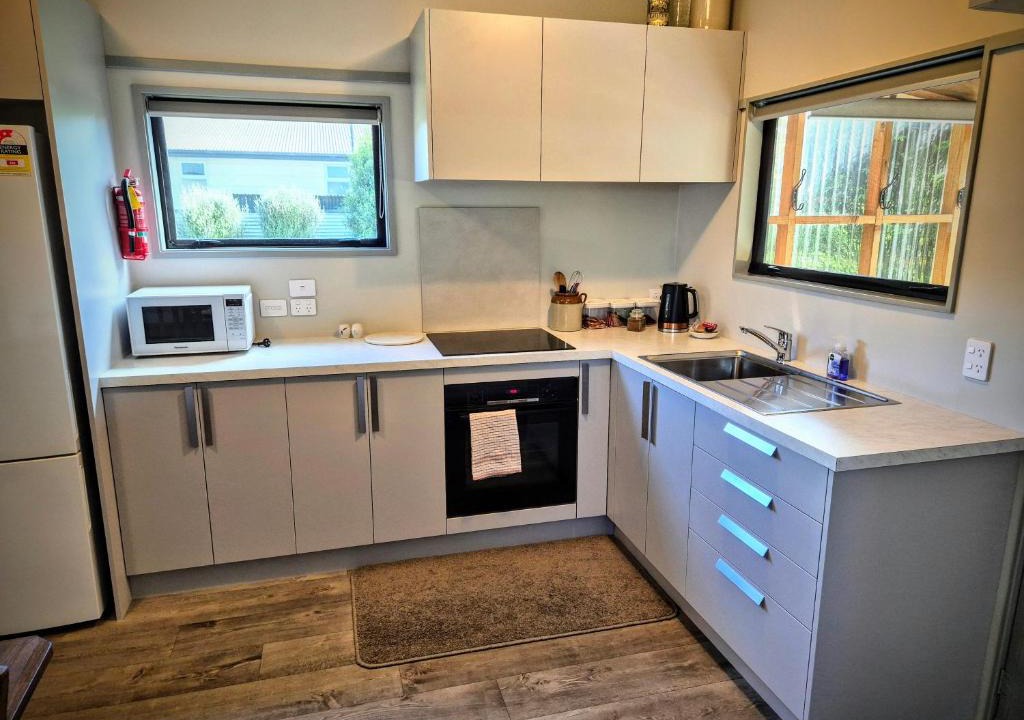 Manapouri Apartment | Catnap Cottage