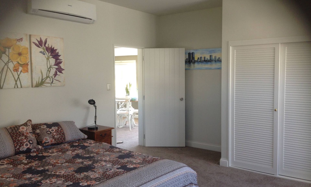 Sumner House | Cave Rock Guest House