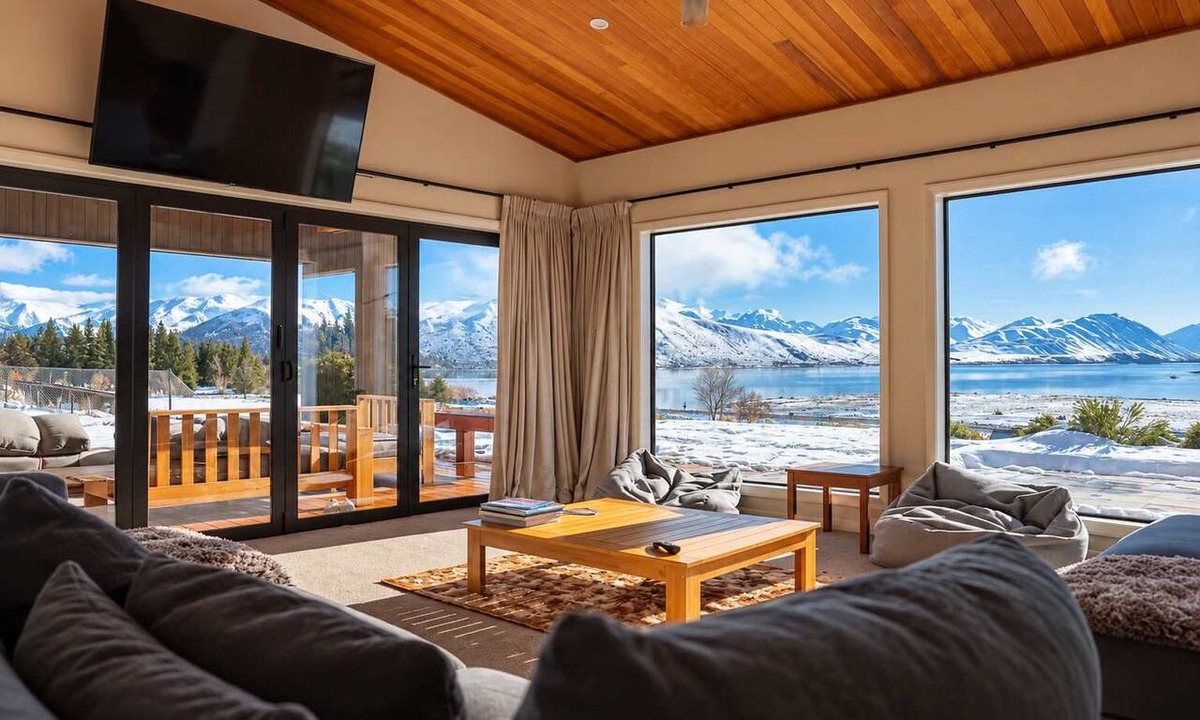 Tekapo House | Cedar Sky | Tekapo 3BR | Near Mt John
