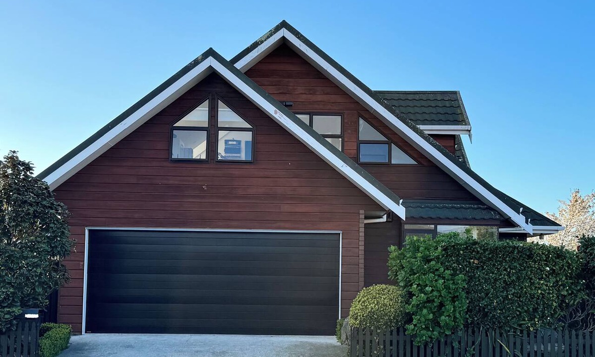 Palmerston North Apartment | Central, Architecturally Exquisite, 3 bedroom Apartment -Palmerston North.