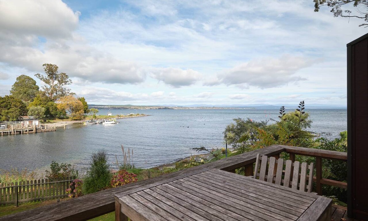 Nukuhau Ski Chalet | Chalet 6 @ The Retreat