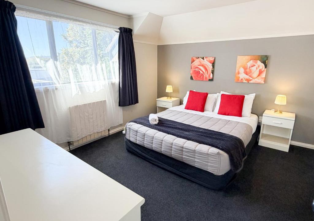 Lower Hutt Hotel | Champers Motor Inn