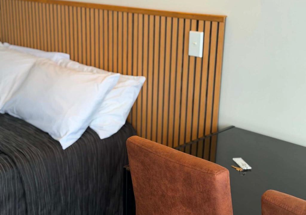 Greymouth Hotel | Charles Court Motel