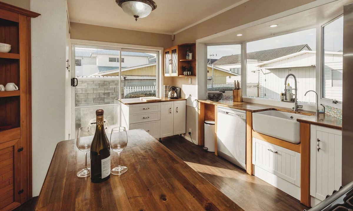 New Plymouth CBD House | Charming City-Central Holiday Home