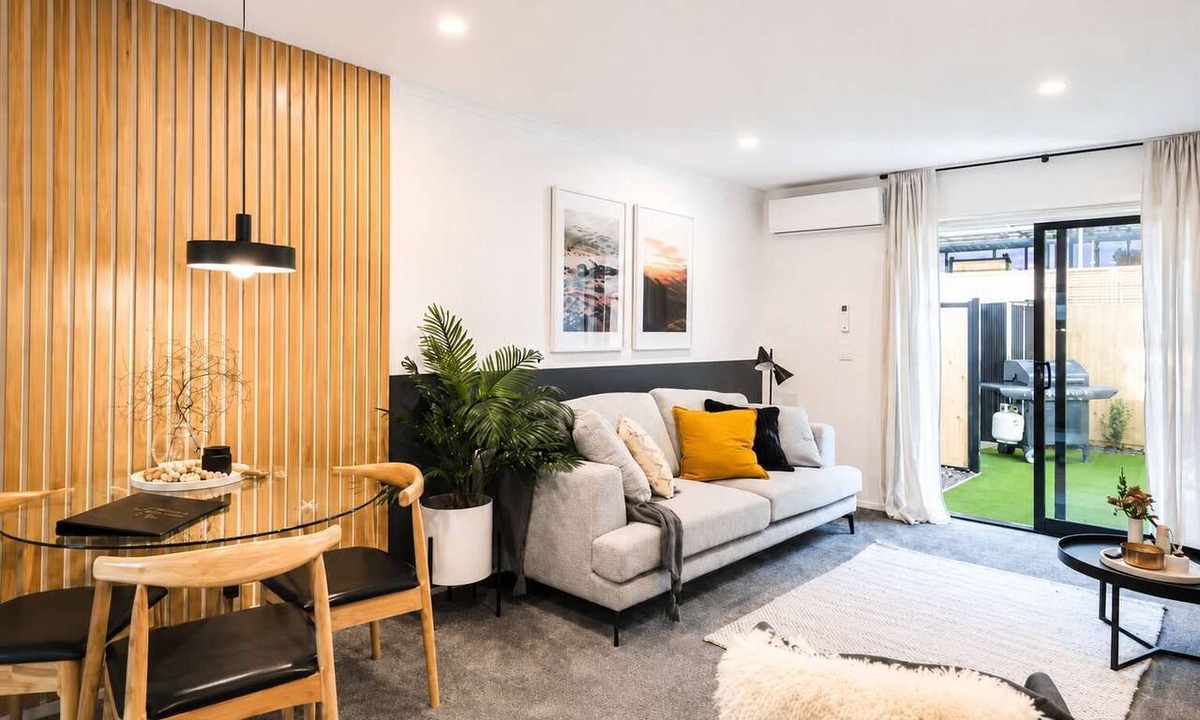 Christchurch City Centre House | City Nook | 2BR with Courtyard | CBD + Stadium