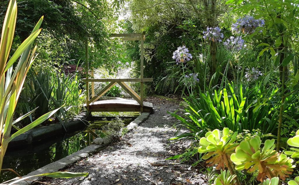 Clive Ski Chalet | Clive Colonial Cottages