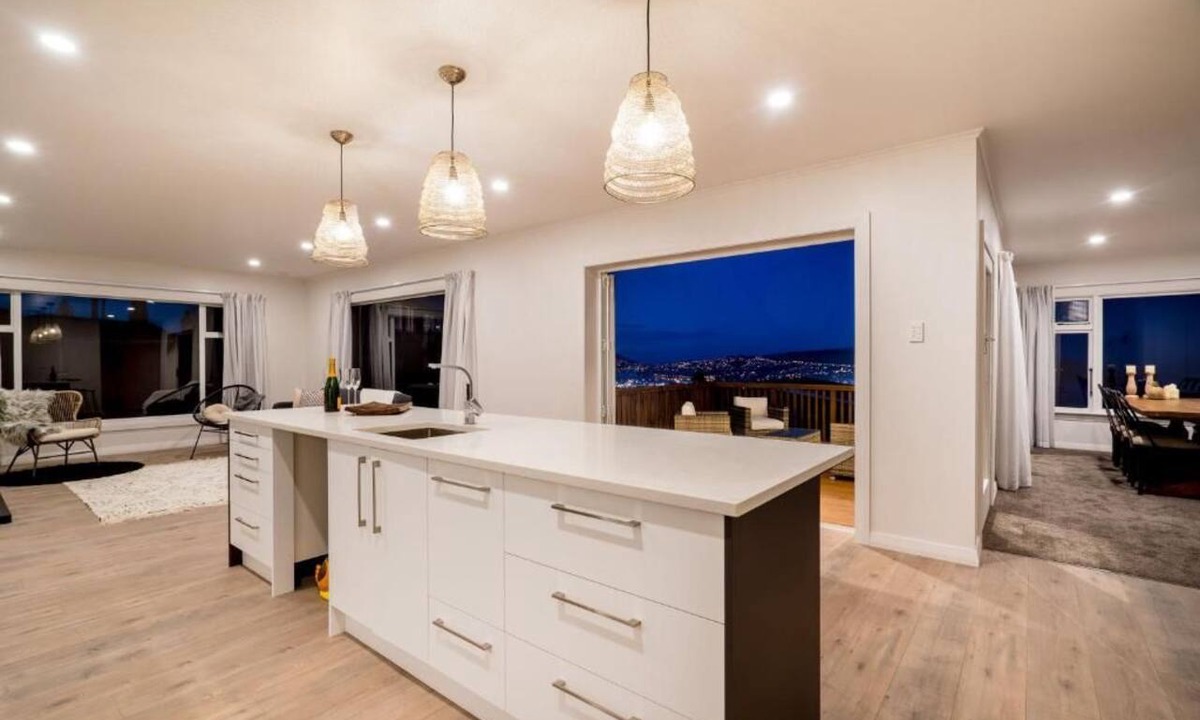 St. Clair House | Coastal Gem