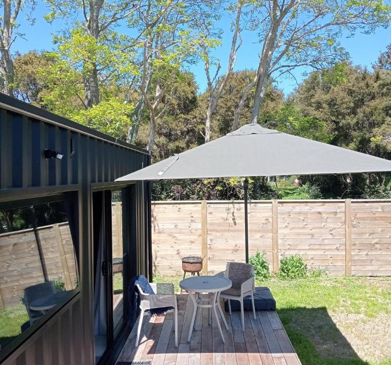 Waitahanui House | Container Stay - Taupo