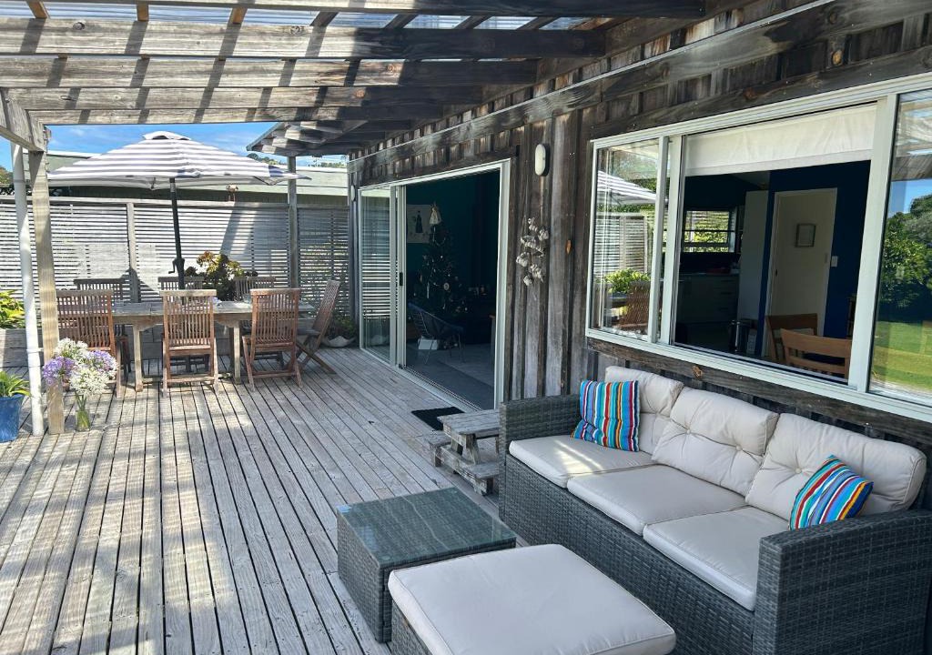 Hahei House | Coro Beach Haven - Hahei Holiday Home