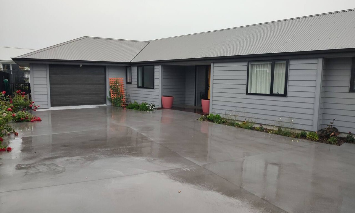 Wharewaka House | Cosy and modern holiday retreat in beautiful Taupō