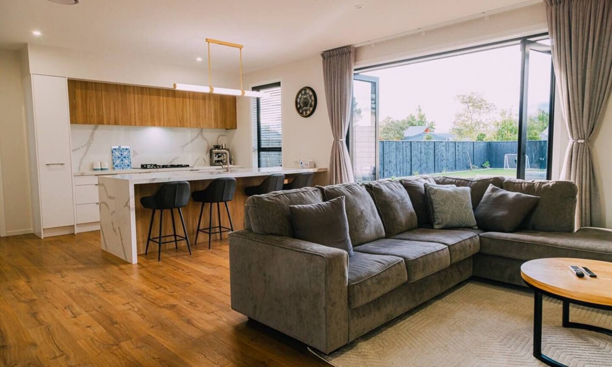 Blenheim House | Cosy and Modern spacious home