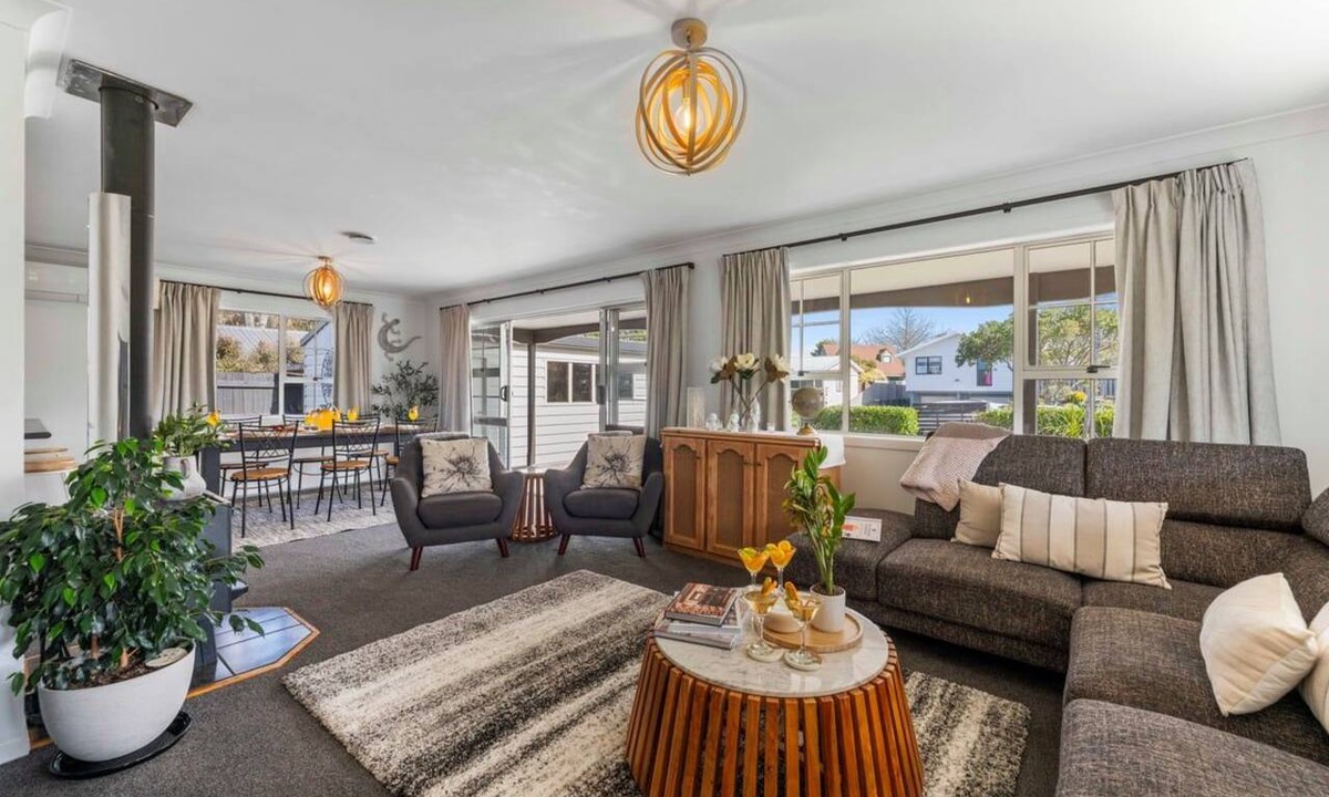Hilltop House | Cosy Corner on Macdonell