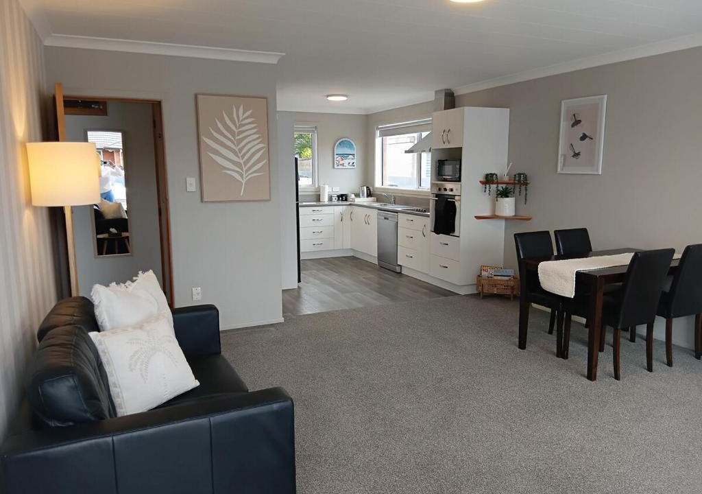 Invercargill Apartment | Cosy on Catherine