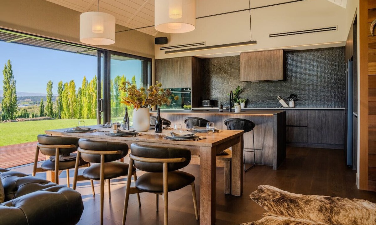 Alexandra House | D&D Lodge | Central Otago Architectural Retreat