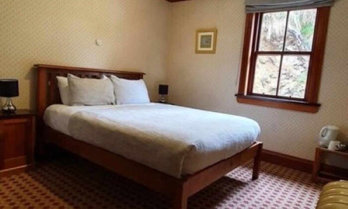 Kyeburn Diggings Hotel | Danseys Pass Hotel