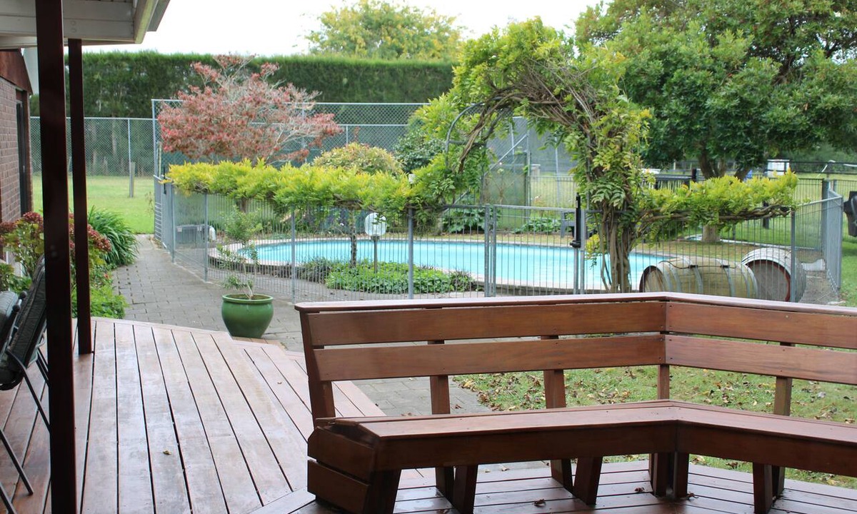 Whakatu House | Dewdrop Country Home - makes your dream holiday come true