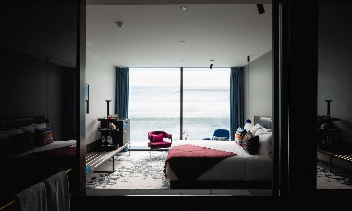 Dunedin City Centre Hotel | Ebb-Dunedin