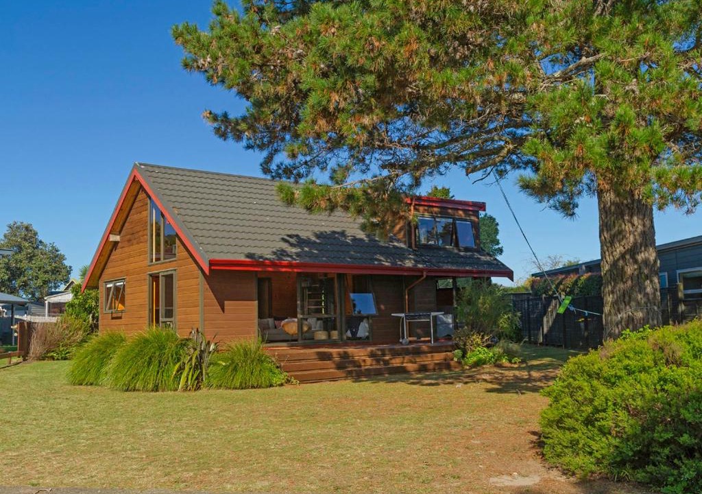 Pauanui House | Estuary Escape - Pauanui Holiday Home